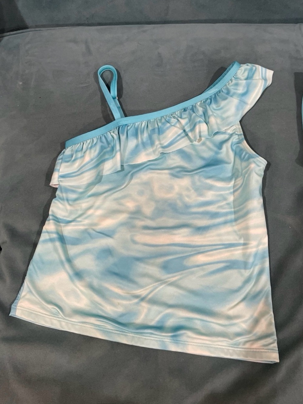 size 8 girls swim set-3 pcs Top, bottoms & skirt - Picture 3 of 6